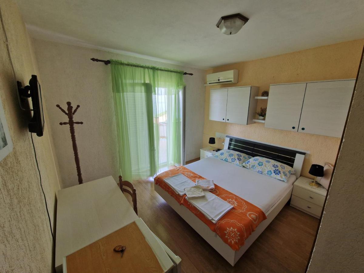 Rooms Anita Sibinj Sibinj Krmpotski Exterior photo
